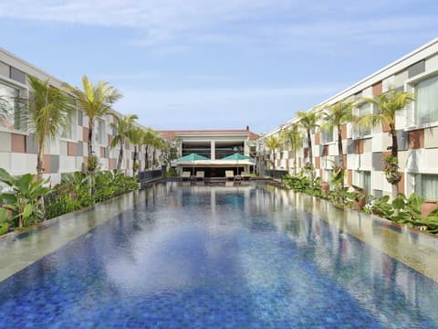 Novotel Bali Ngurah Rai Airport, Pool