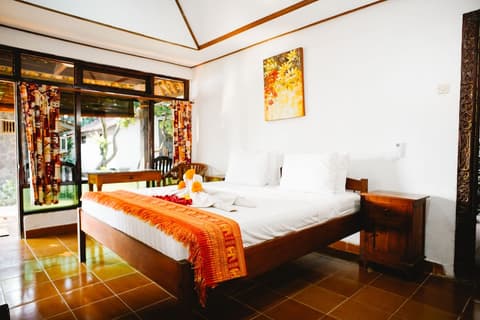 Temple Cafe & Seaside Cottages, Room