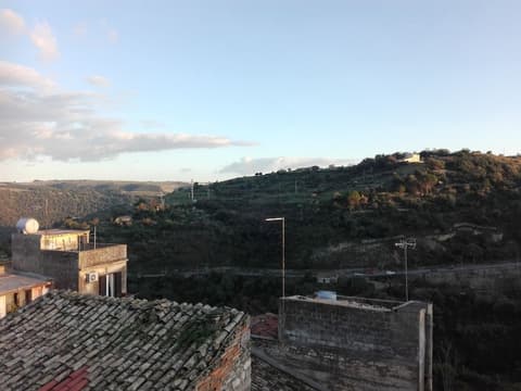 Only for two Giumbabulla Home and spa, View from room