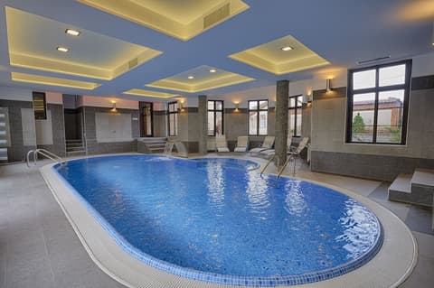 Conacul Ambient, Indoor pool