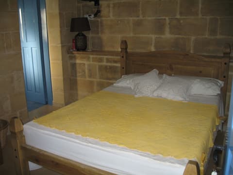 Ta' Bertu Host Family Bed & Breakfast, Room