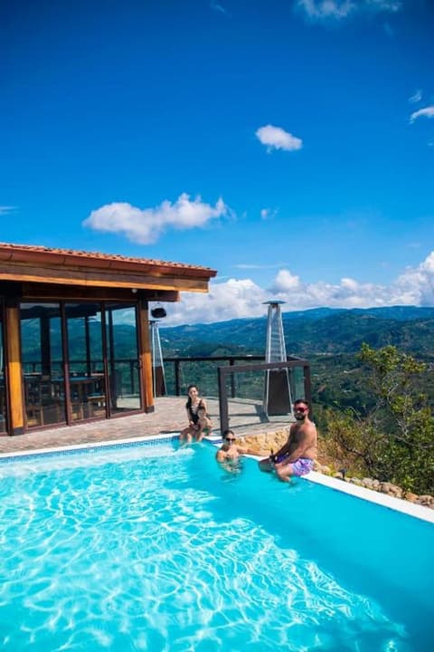 Hotel Pico Colorado, Private pool