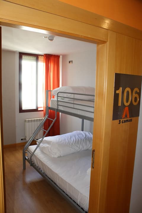 Mola Hostel Burgos, Room