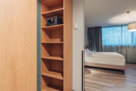 harry's home Salzburg, Room