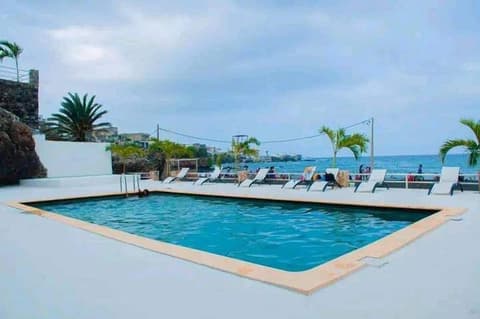 Hotel Restaurant Falucho Paradise Beach, Exterior