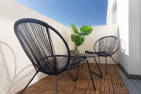 Danube Apartments, Room