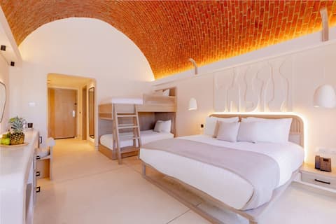 SUNRISE Anjum Resort, Room