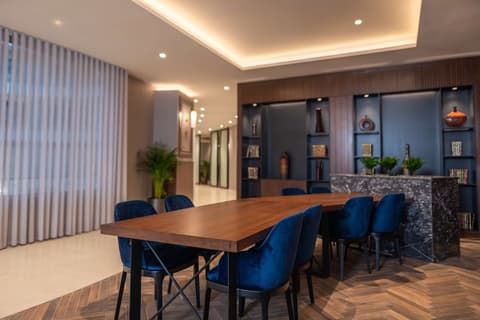 Radisson Blu Hotel, Amman Galleria Mall, Lobby