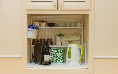 Caesar Place Roma, Breakfast meal