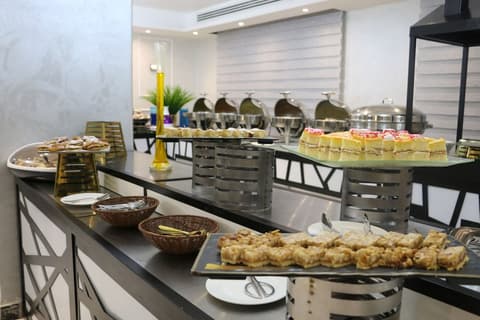 Kaya Hotel Amman, Restaurant