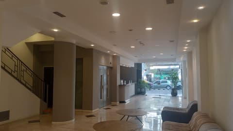 Hotel BA Congreso, Reception