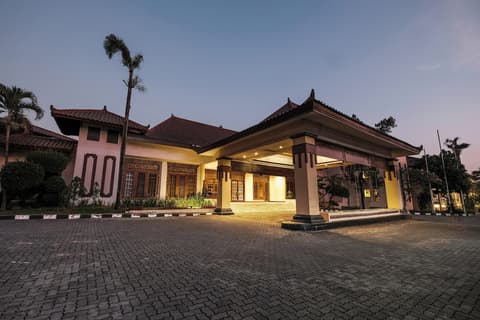 Loman Park Hotel Yogyakarta, Building design