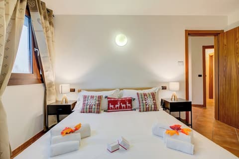 L' Aquila Campo Smith On The Ski Slopes, Room