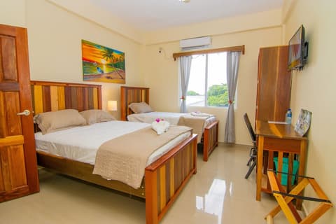 Tropical Palace Hotel, Room