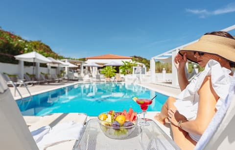 Ampelia Hotel Kassandra, Pool