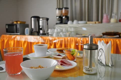 EXPRESS HOTEL, Breakfast buffet