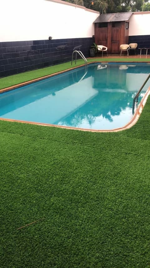 Whyte View Lodge, Exterior