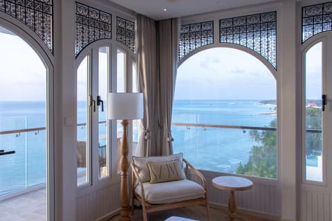 Stone Hotel Dhiffushi, Room