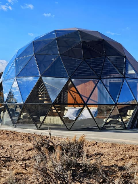 Clear Sky Resorts- Bryce Canyon Unique Stargazing Domes, Room