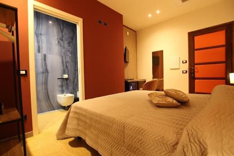 Le Maginot Relais, Room