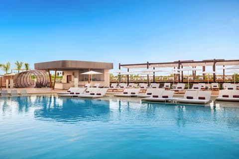 Hyatt Vivid Grand Island Cancun Adults Only All-Inclusive, Pool