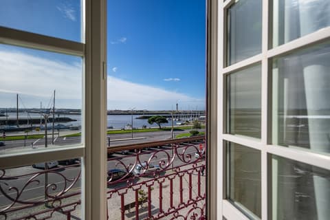 Dona Maria Hotel, Exterior