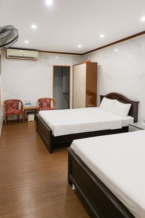 TUAN CENTRAL HOTEL, Room