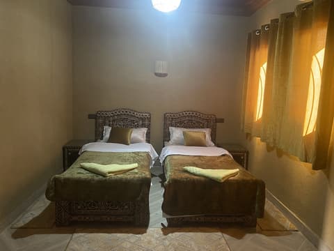 Sunny place apartments, Room