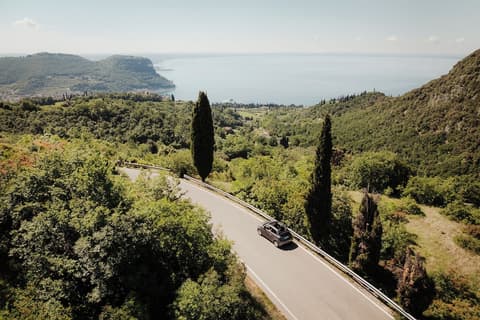 Cape of Senses, Scooter/moped