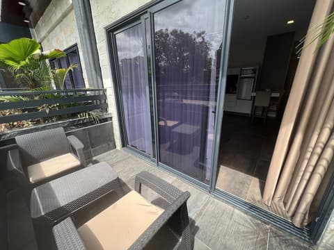 Empire 1 Celinastraat Paramaribo, Terrace/patio