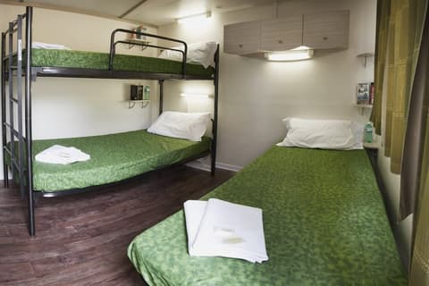 hu Firenze Certosa camping in town, Room