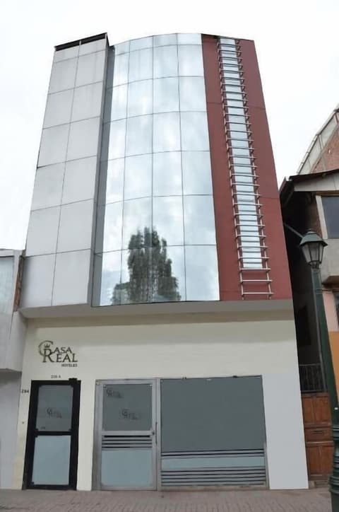Aqua Hotel Cusco, Front of property