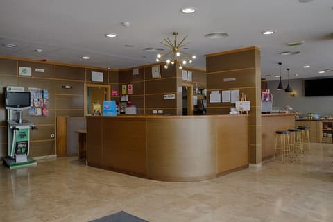 Hotel Plaza Alaquas, Reception
