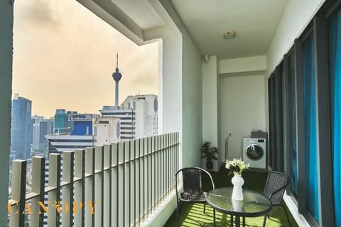 The Luxe & The Colony, KLCC, Balcony