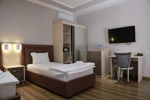 Asal Hotel by Asel, Room