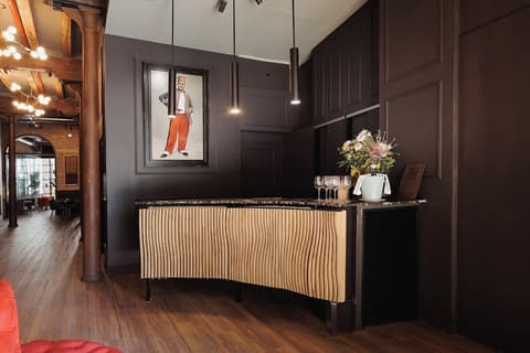 Hotel La Pau, Reception