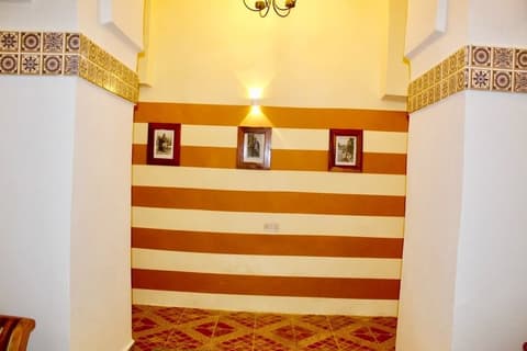 The Island Stone Town Hotel, Reception