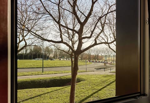 B&B Hotel Marne-La-Vallée Val D'Europe, View from property