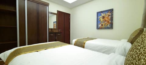 Golden New Hira Hotel, Room