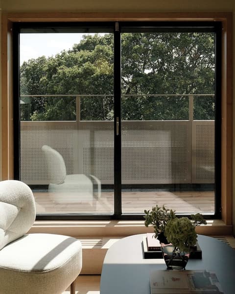 Villa Dahlia, Living area