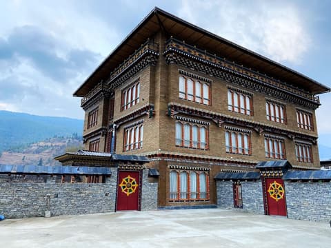 Paro Eco Lodge, Front of property
