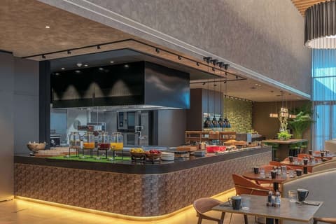 Doubletree By Hilton Lagoa Azores, Breakfast area