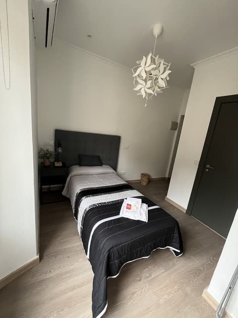 INTER Plaza Mayor - Auto Check-in, Room