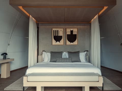 91 Athens Riviera, The Resort, Room