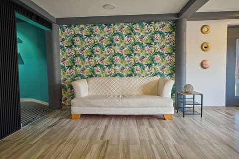 Central Boutique Hotel, Lobby