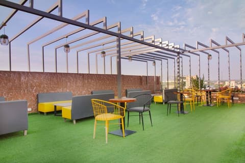 Treebo Royal Imperial, Bikaner Railway Station, Rooftop terrace