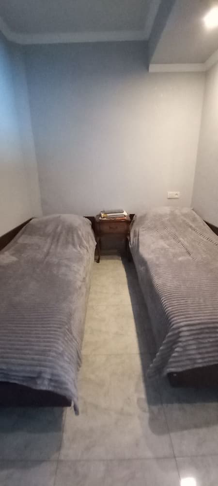 Hause of AshotArmeni, Room