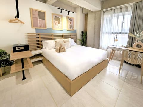 30 Living Suites, Room