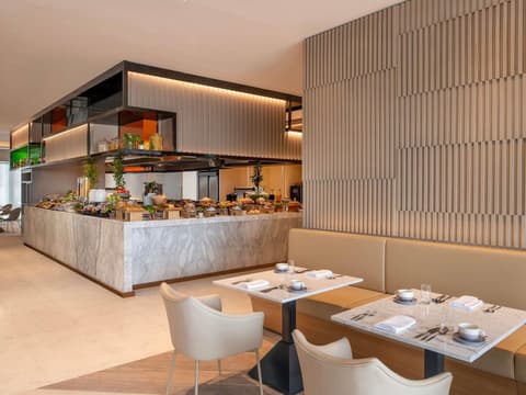 Novotel Riyadh Sahafa, Breakfast area