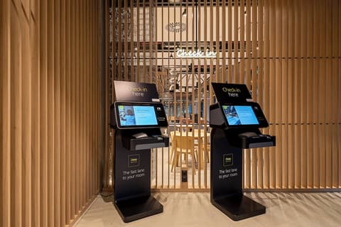 Zleep Hotel Zürich-Kloten, Check-in/check-out kiosk